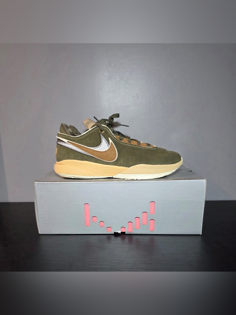 Size 8 - Nike Men's LeBron 20 Olive Green